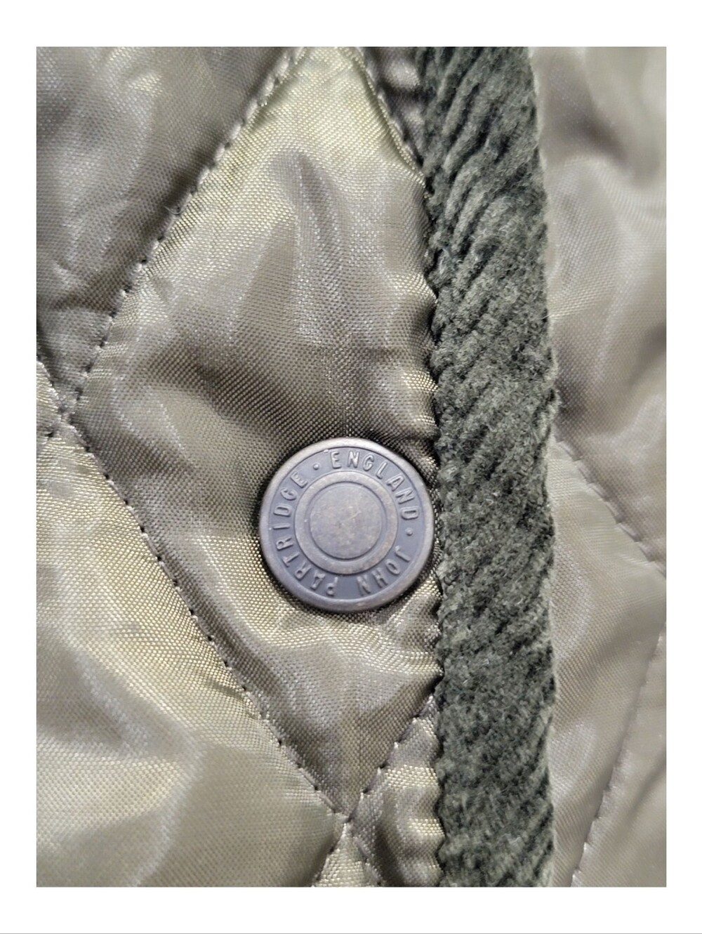 John Partridge English Clothing Olive Green Quilted Vest Corduroy Trim Women’s M - Picture 13 of 17